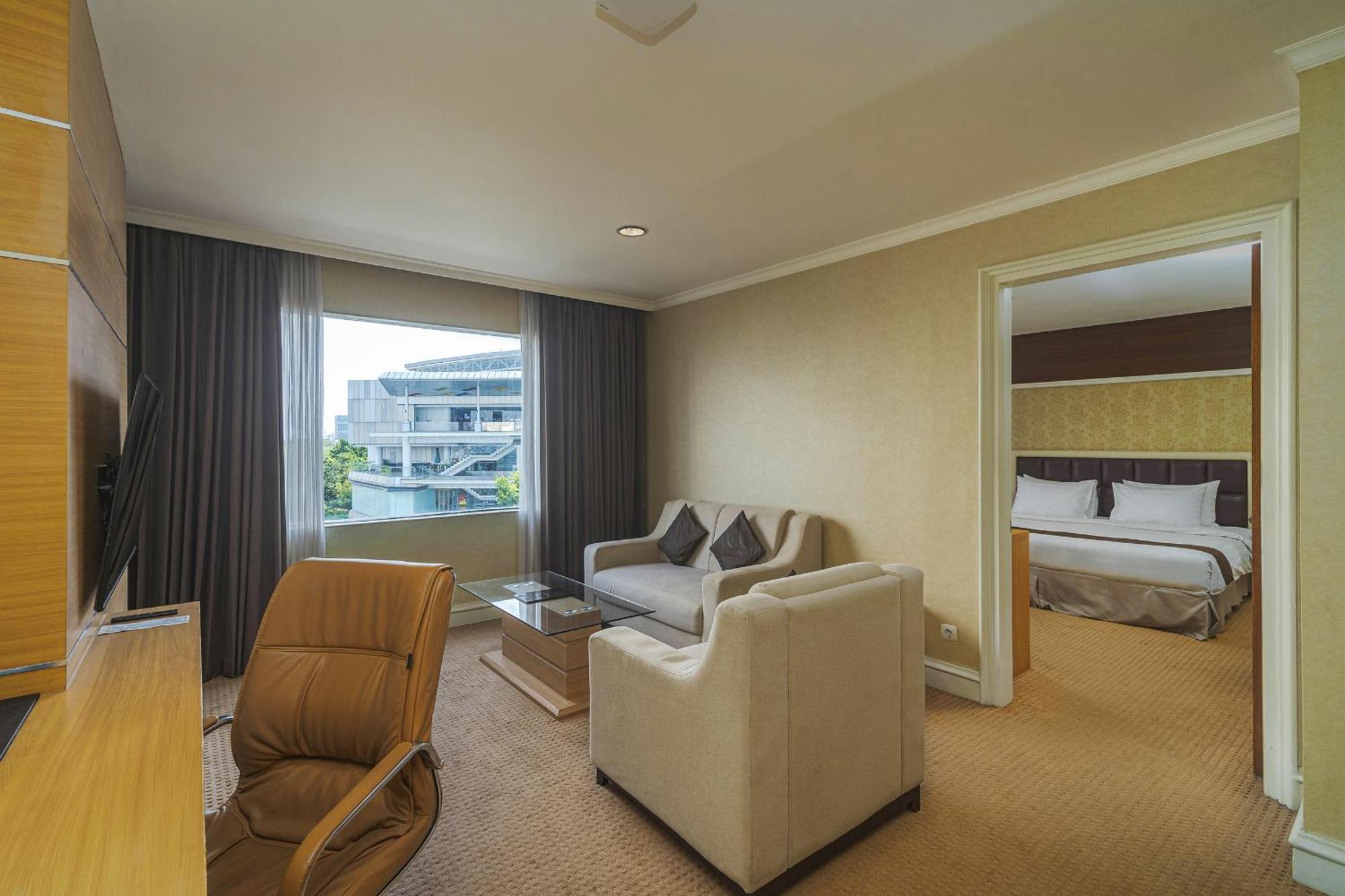 Deluxe Luxury
