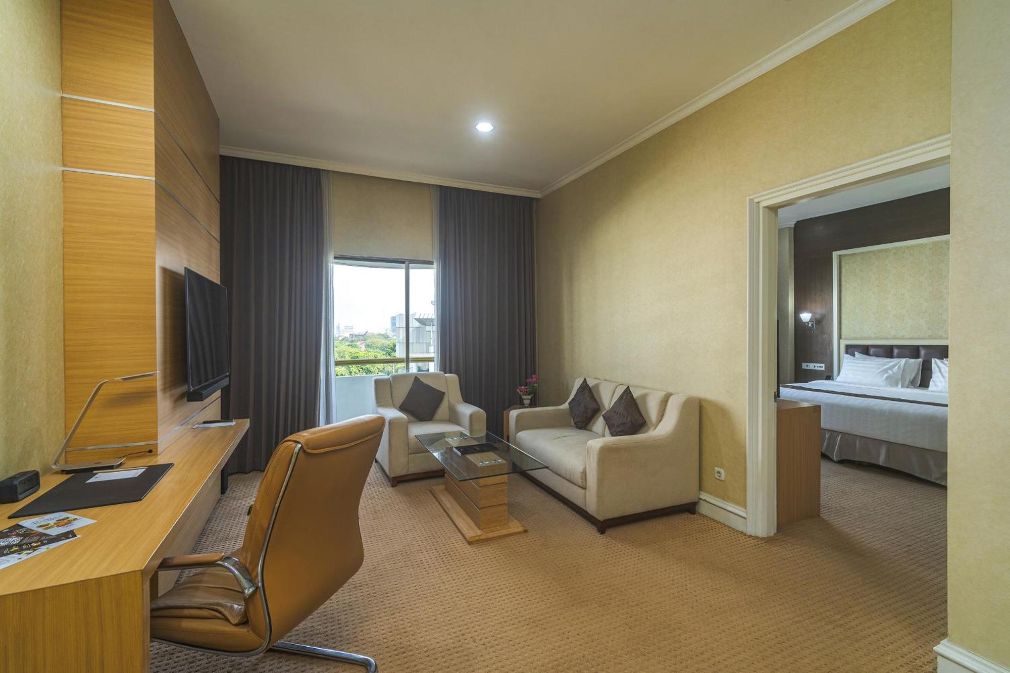 Deluxe Luxury